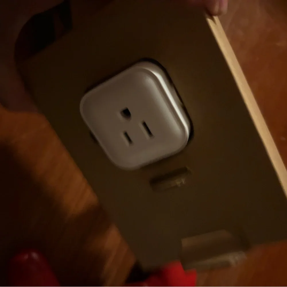 White WiFi Smart Outlet